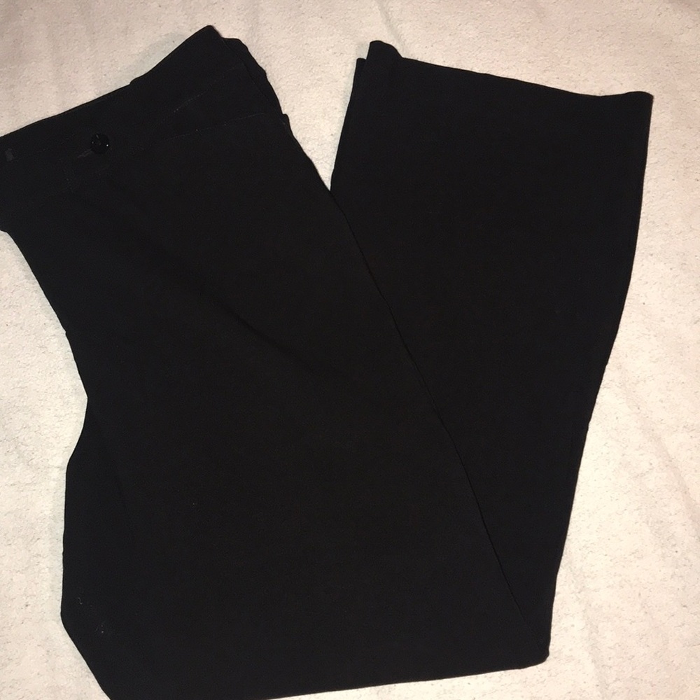 Women’s trousers